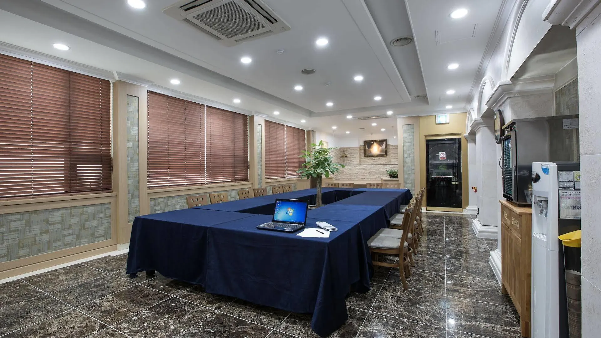 Elin Hotel Jeju
